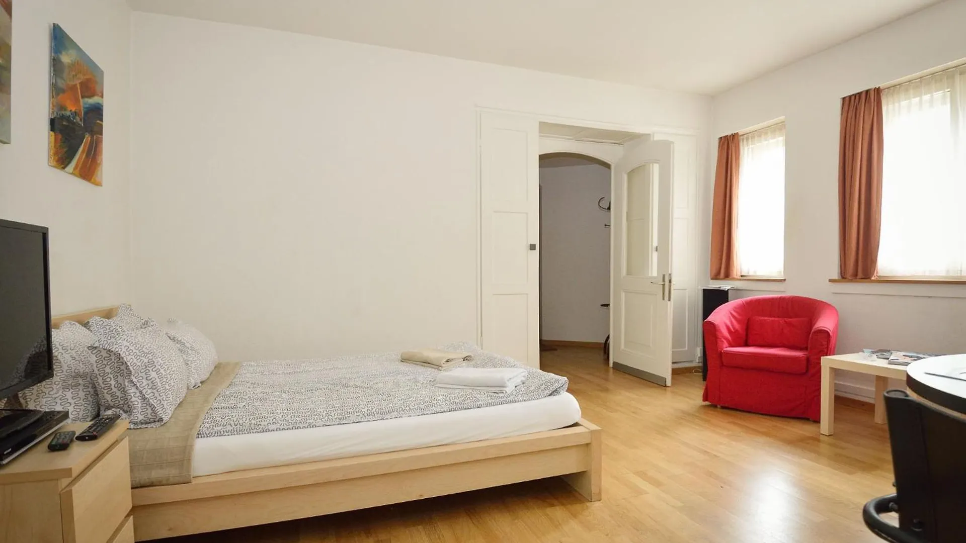 Garden Studio Apartment Zurichberg