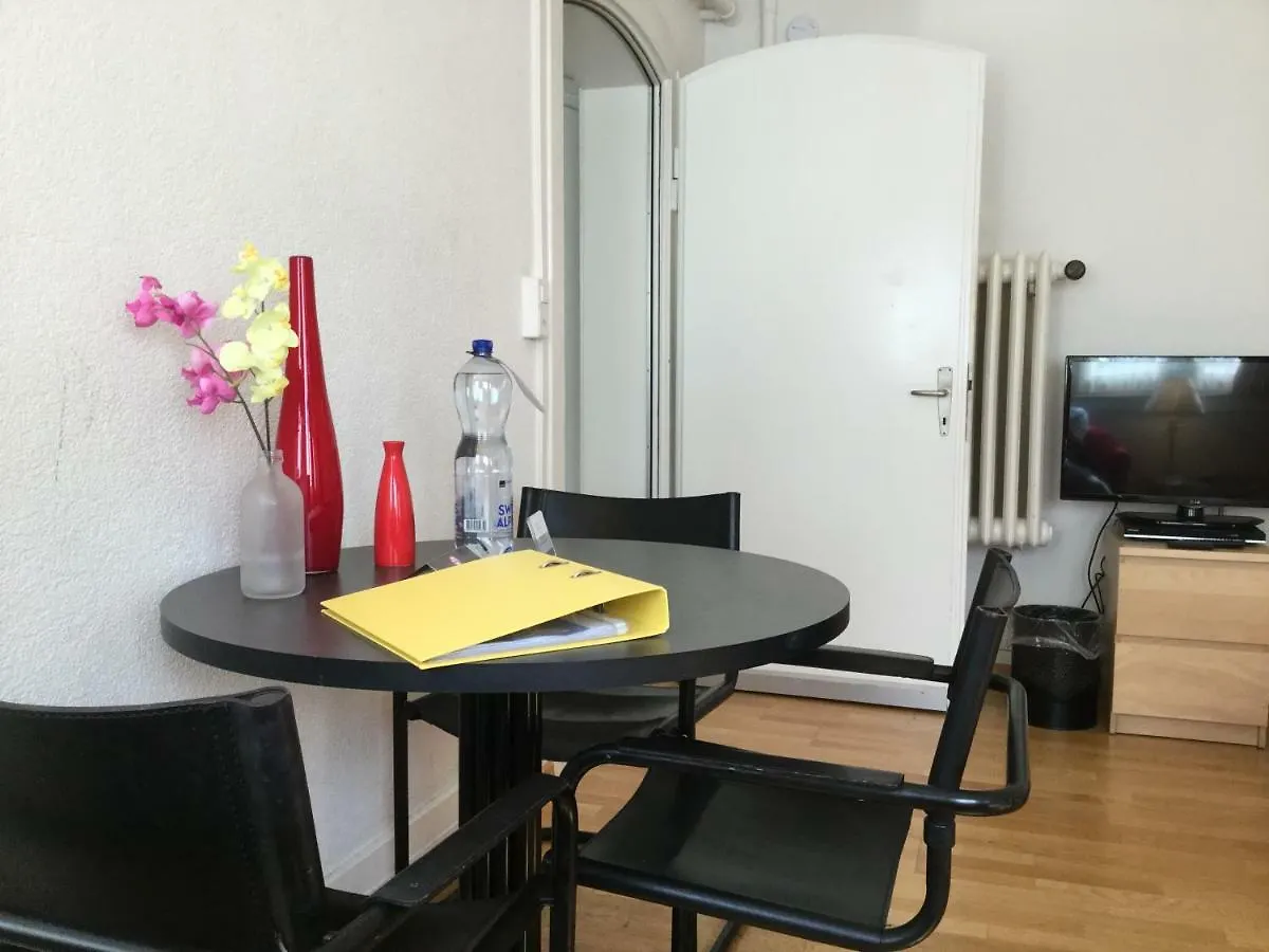 Garden Studio Apartment Zurichberg